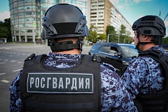 Московские росгвардейцы задержали мужчину, подозреваемого в незаконном обороте наркотиков