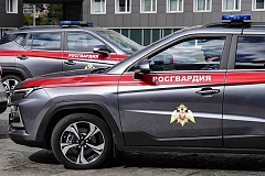В столице сотрудники вневедомственной охраны Росгвардии вернули потерявшегося пятилетнего мальчика